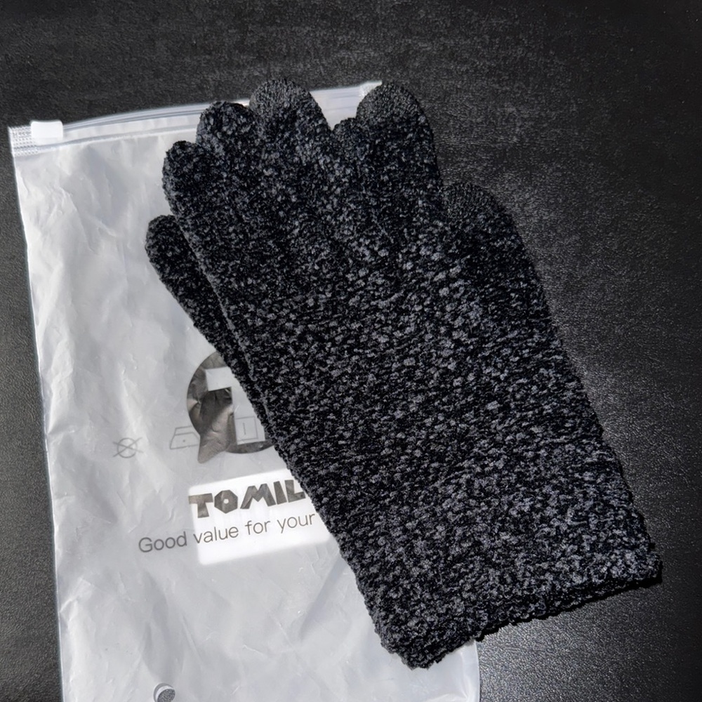 Black Textured Gloves, NIP